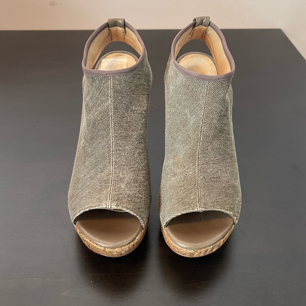 Stuart Weitzman Platform Open Toe Wedge - 8.5